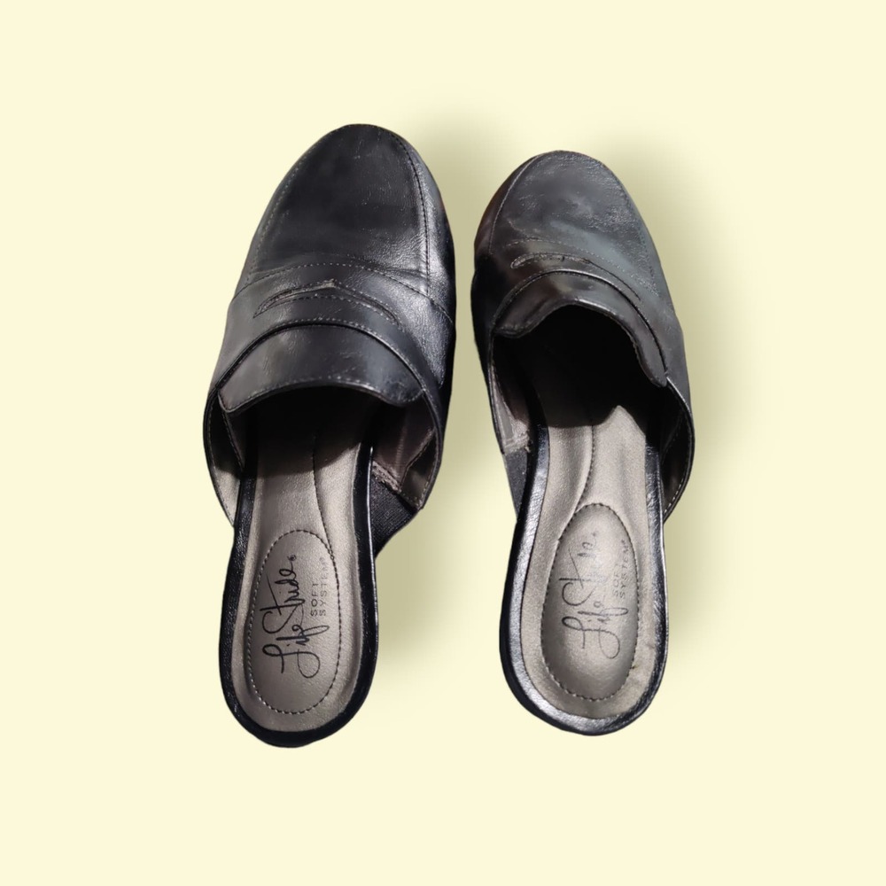 Life Stride slide mules
